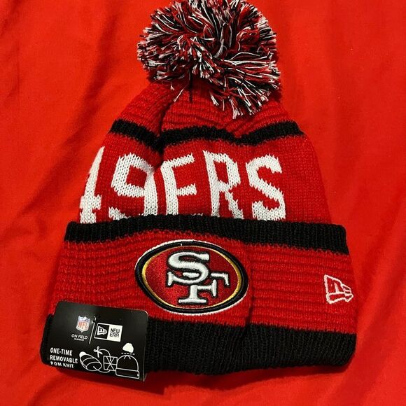 New Era Red and Black 49ers Beanie - Picture 1 of 1